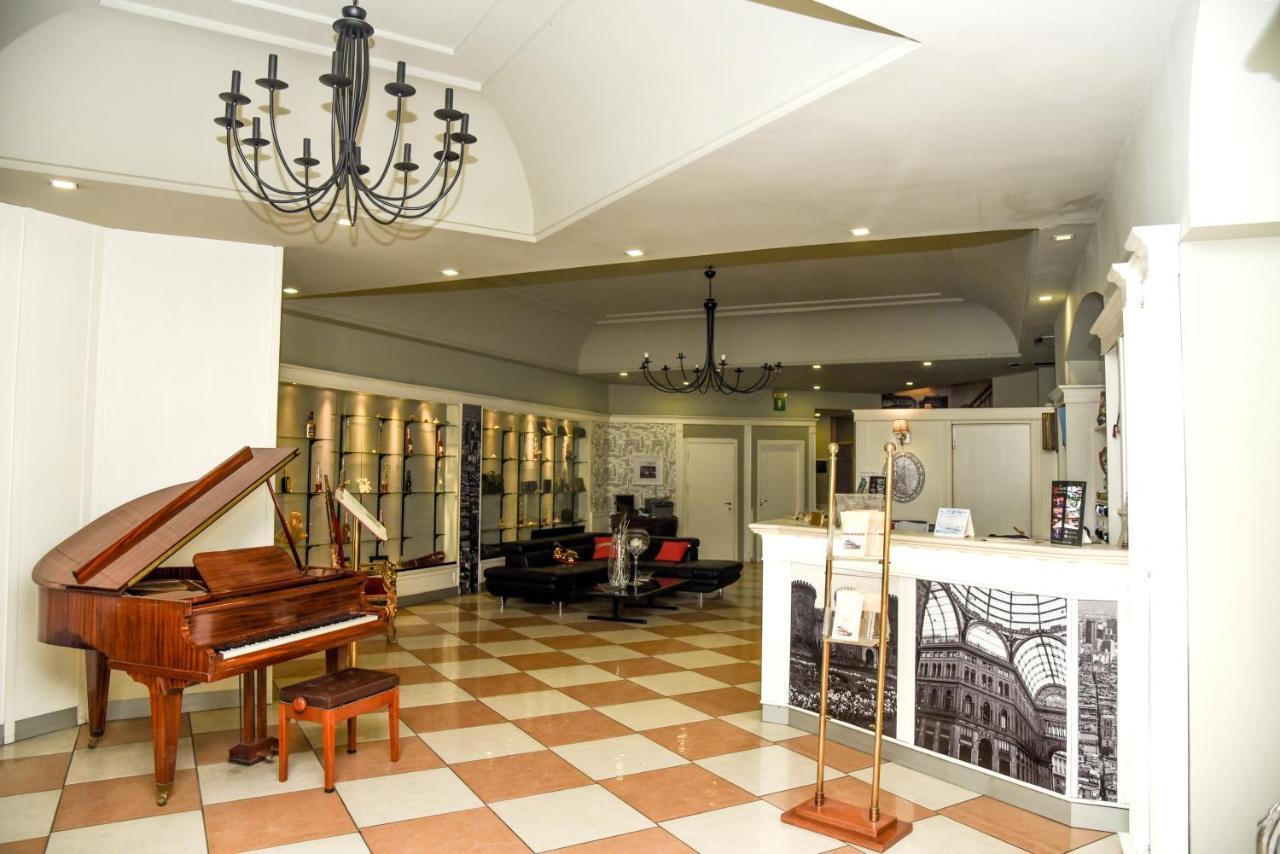 Business Hotel